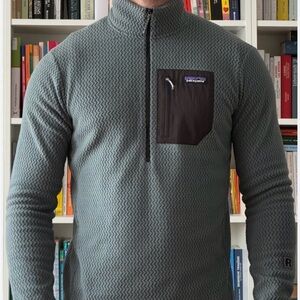 Patagonia Men's R1 Air Fleece 1/4 Zip-Neck Pullover, Blue and Black Sz Small